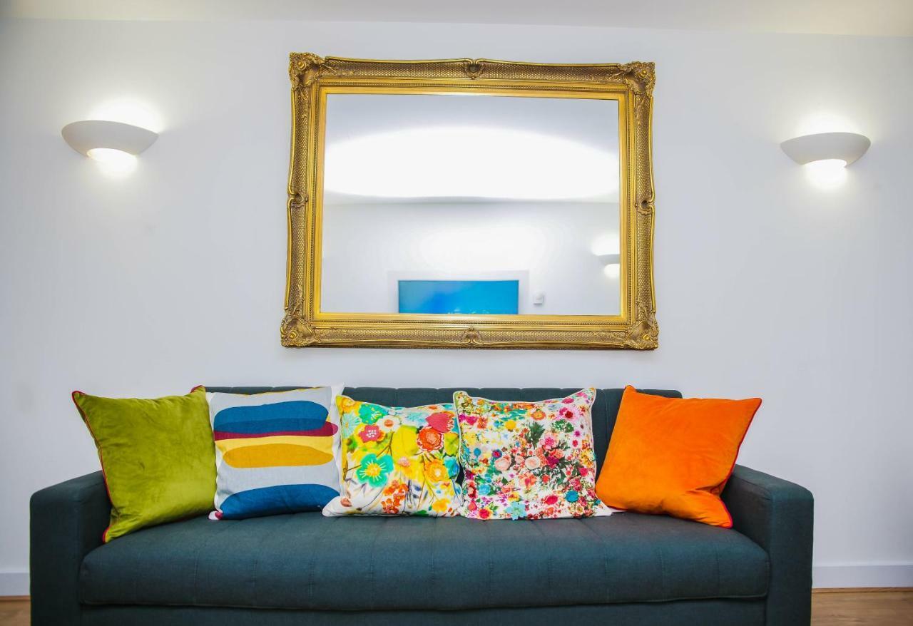 Riverside 2 Bed Apartment London Exterior foto