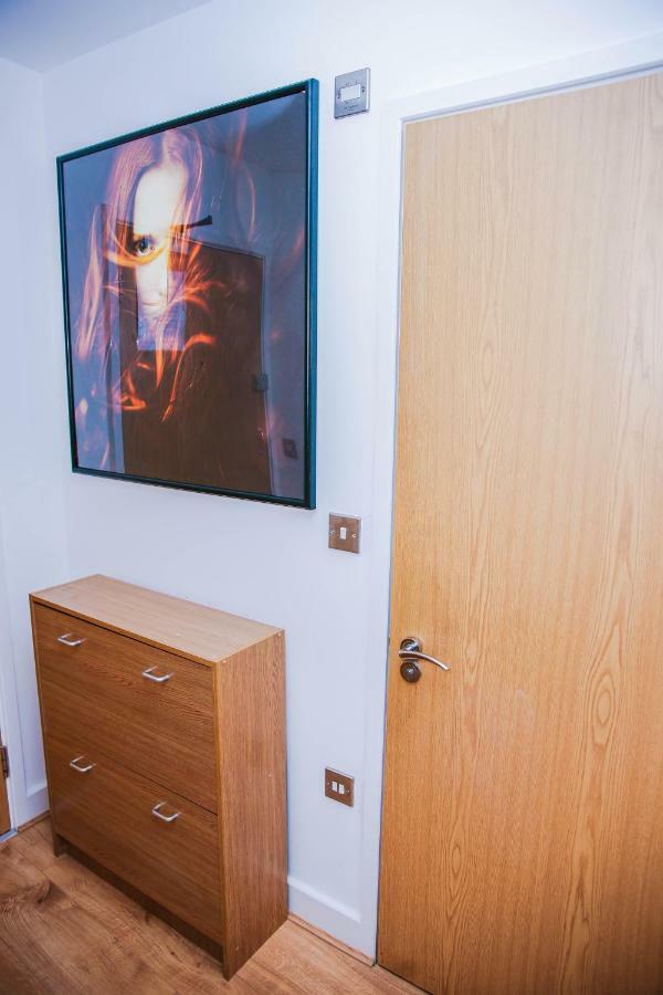Riverside 2 Bed Apartment London Exterior foto